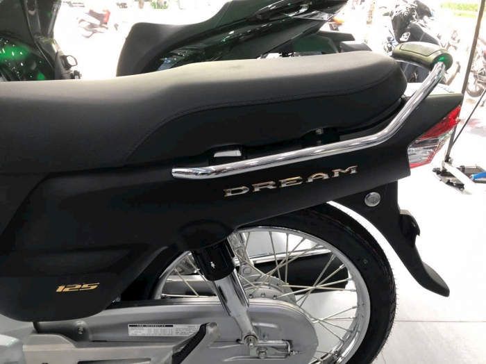 Honda-Dream-125