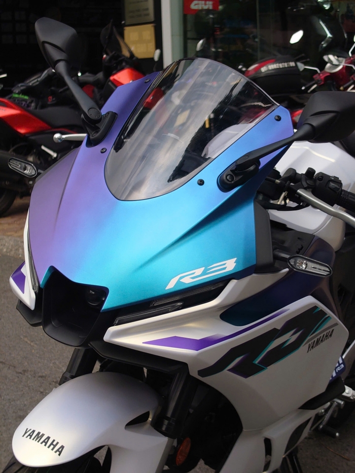 Yamaha-R3-3