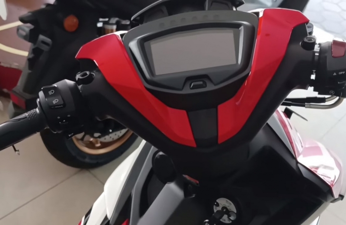Yamaha-MX-King-4