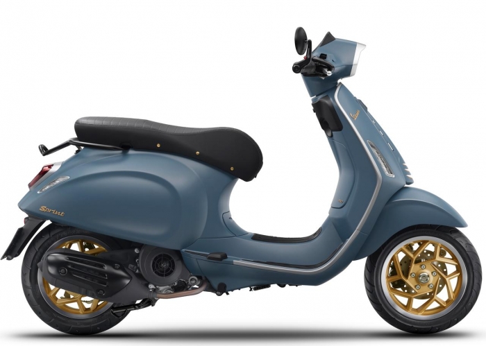 Vespa-Sprint-150-1