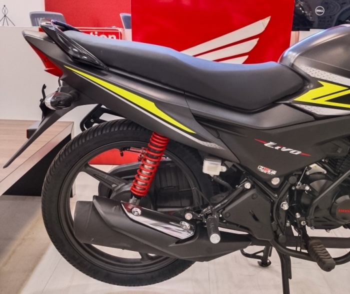 honda-livo-1