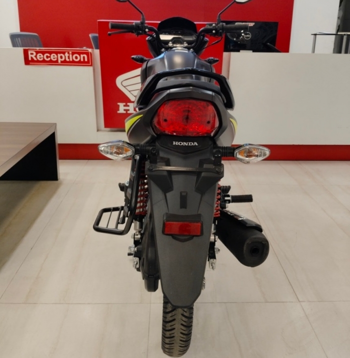 honda-livo-4