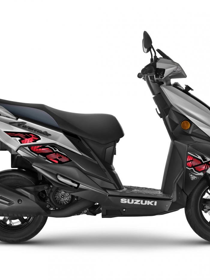Suzuki-Avenis-1
