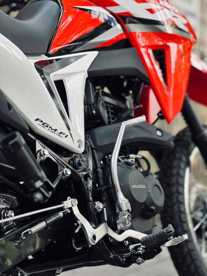 honda-xr190l-3