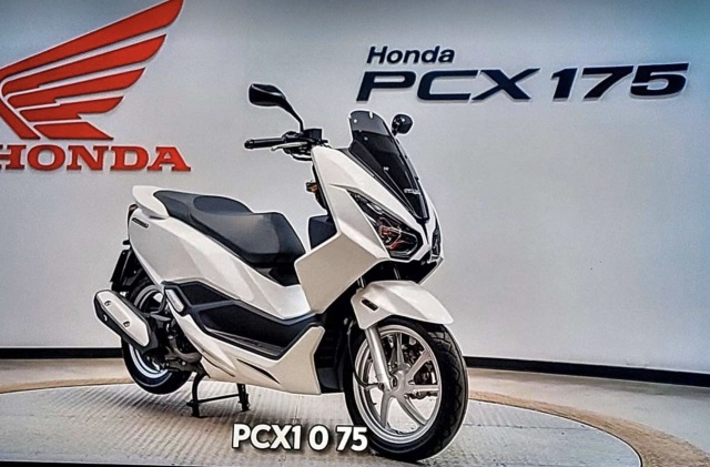 HONDA-PCX-1