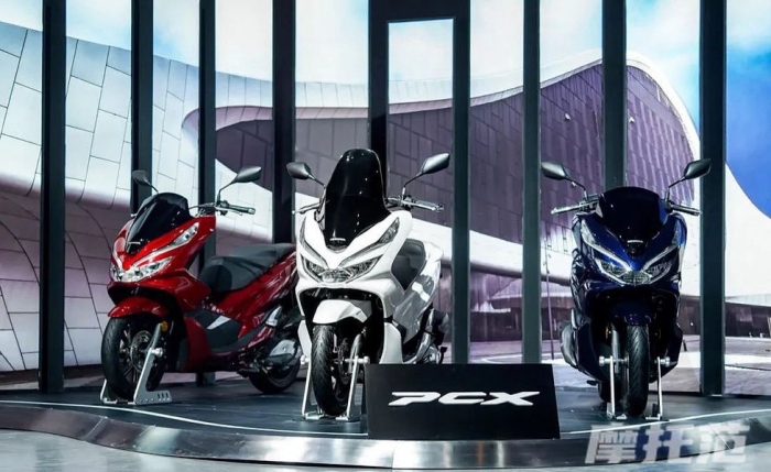 HONDA-PCX-1