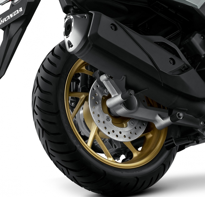 Honda-Click-160-10
