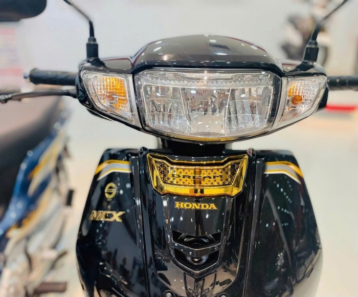 honda-dream-125-4