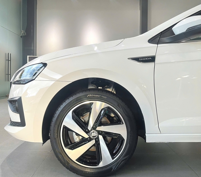 Skoda-Slavia-4