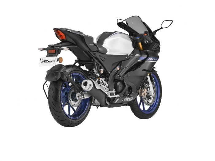 Yamaha-R15M-6