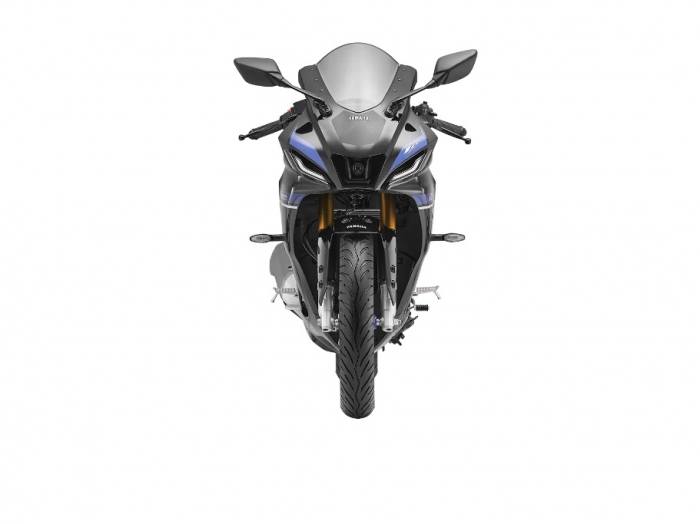 Yamaha-R15M-7