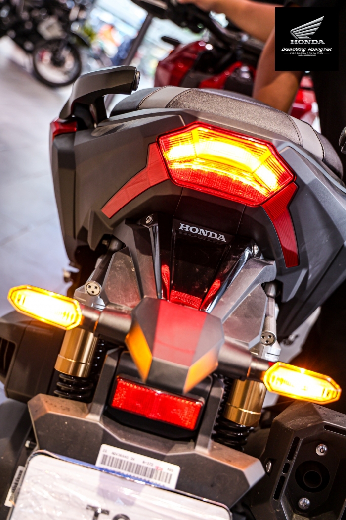 honda-adv-350-6