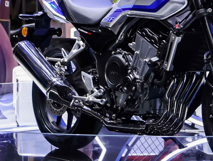 honda-cb500-super-four-2