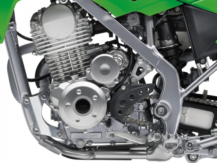 kawasaki-klx140