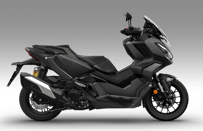 Honda-ADV-350-2