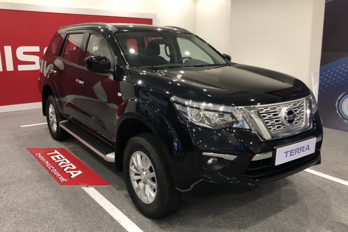 Nissan Terra giảm giá