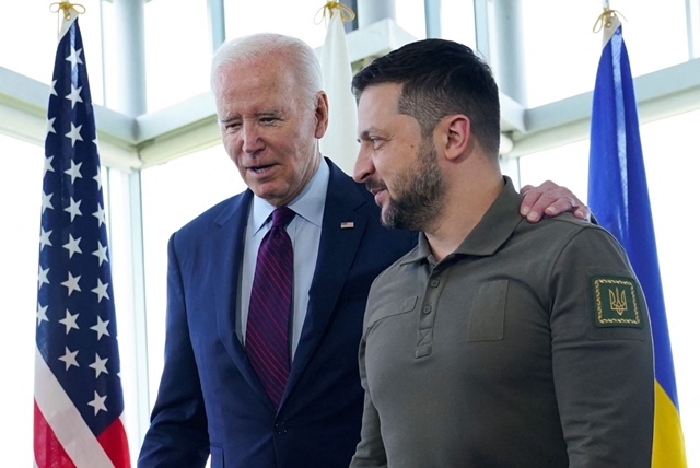 joe-biden-zelensky-1