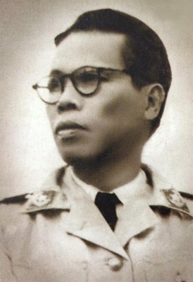 trung-tuong-nguyen-binh-3