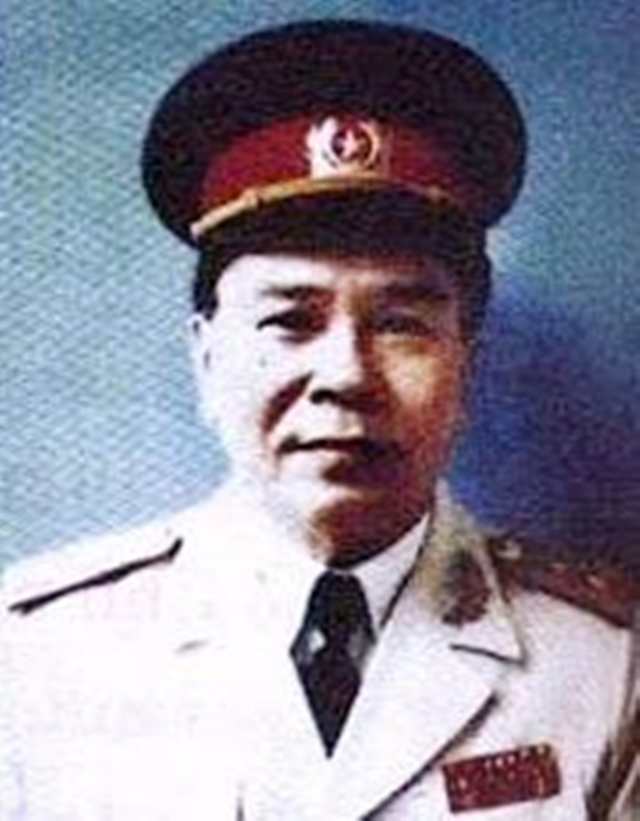 gia-dinh-dai-tuong-doan-khue-6