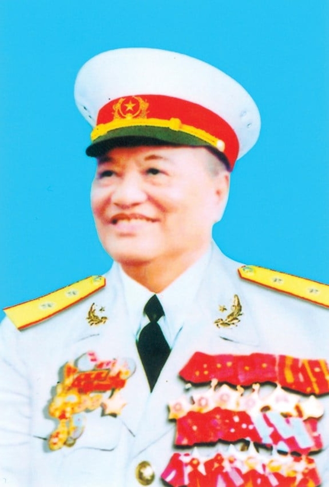 trung-tuong-le-huu-duc-1