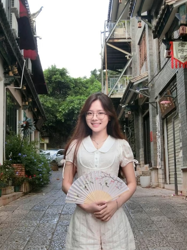 co-gai-nhan-vo-3
