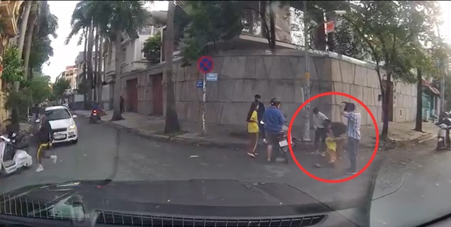 hoc-sinh-danh-nhau-2