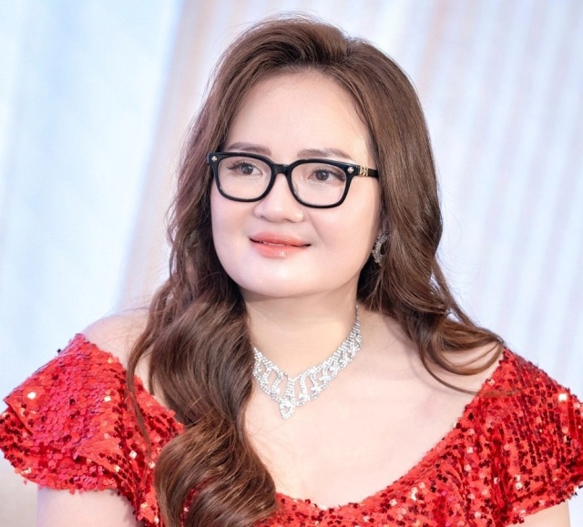 hoang-huong-19