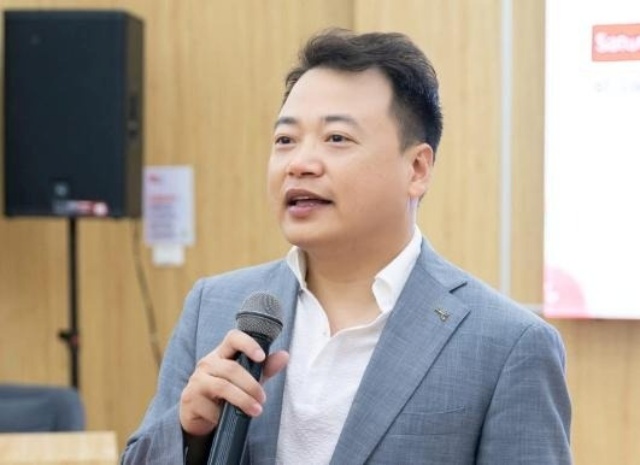 shark-binh-3 (1)