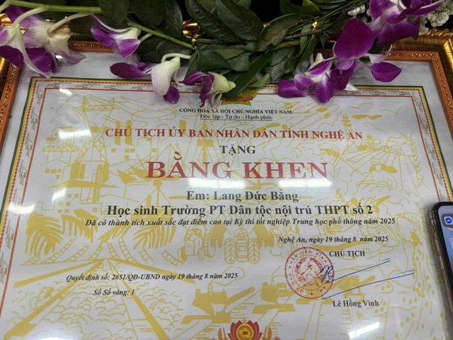 nam-sinh-nghe-an-2
