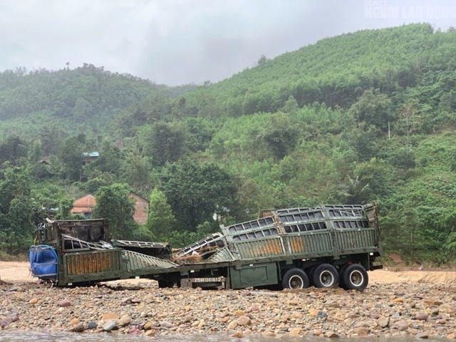 xe-tai-bi-lu-cuon-troi-6