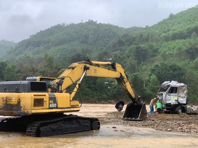 xe-tai-bi-lu-cuon-troi-7