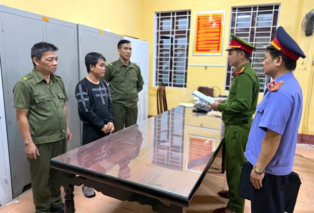 giat-day-chuyen-be-gai-lop-1-1