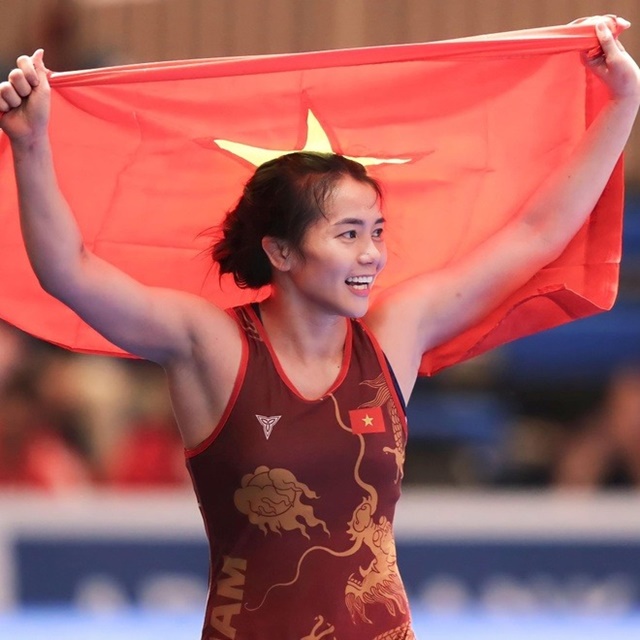 3-chi-em-tham-du-seagames-4