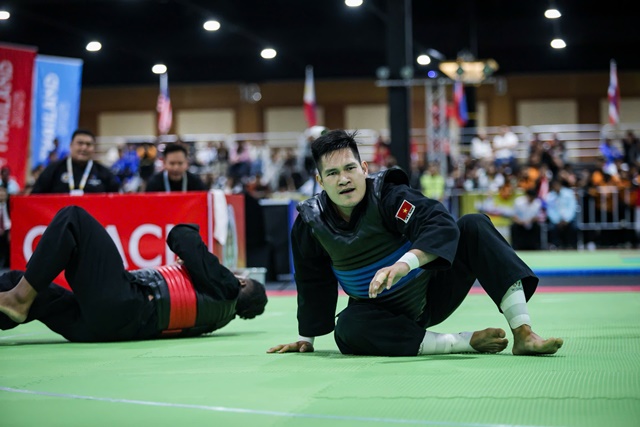 trong-tai-nguoi-lao-5