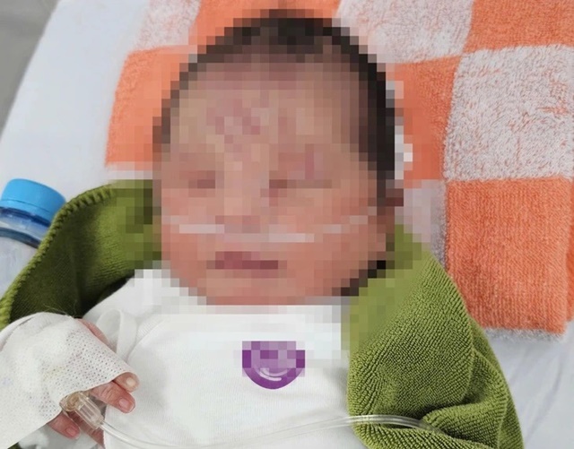 be-so-sinh-bi-bo-roi-gia-lai-1