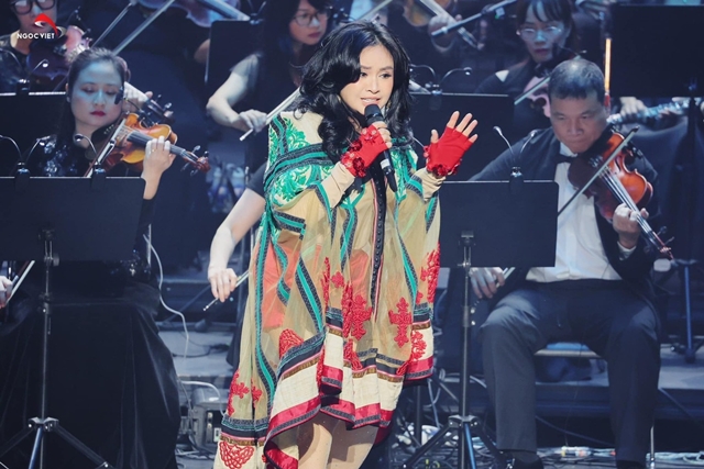 ve-day-bon-canh-chim-troi-3