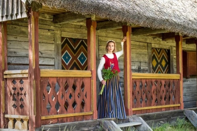 dat-nuoc-thieu-dan-ong-2