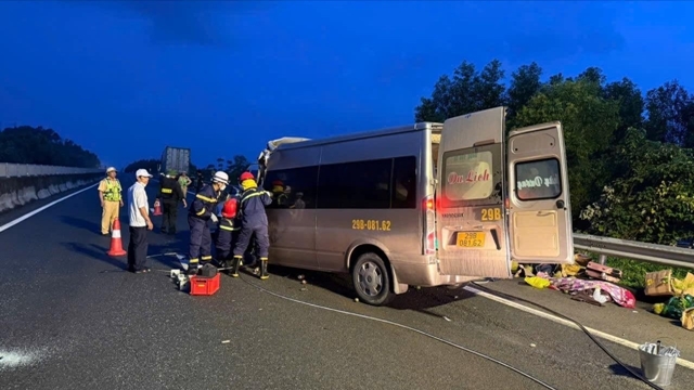 tai-nan-xe-khach-xe-dau-keo-11-nguoi-thuong-vong-3