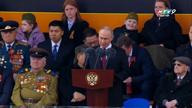 cau-be-ngoi-sau-ong-putin-3