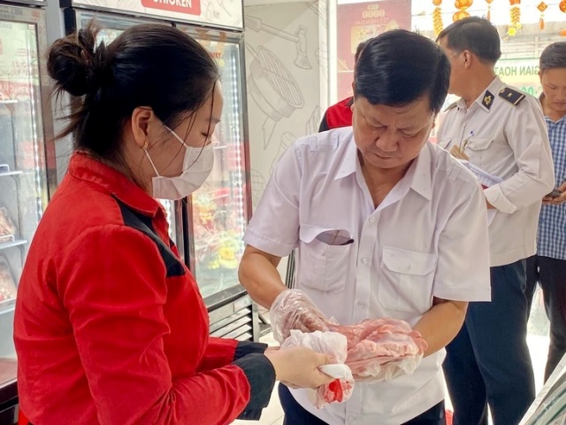 c-p-viet-nam-ban-heo-ga-benh-1