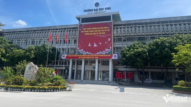 dai-hoc-vinh-1