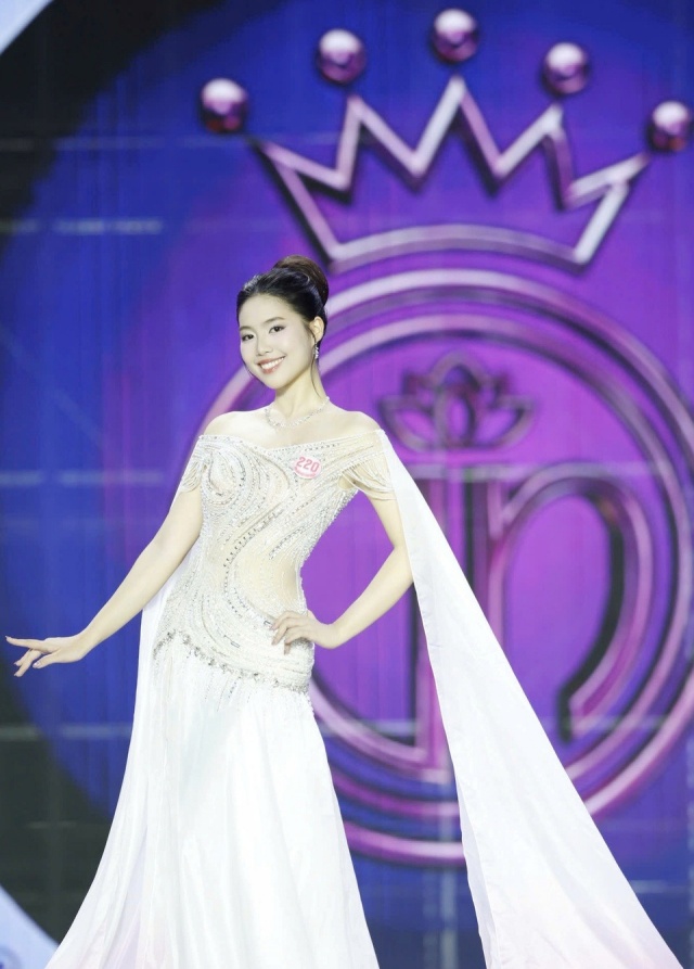 a-hau-1-chau-anh-2