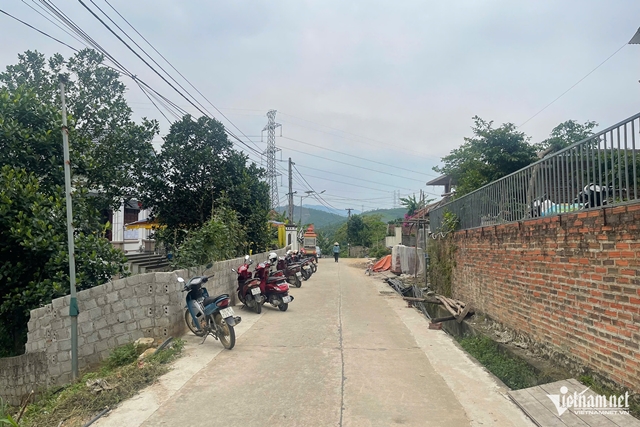 chong-chem-vo-roi-tu-sat-quang-ninh-3