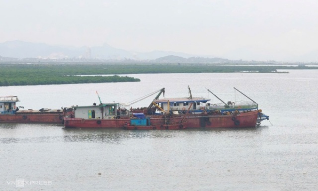 lat-tau-quang-ninh-42
