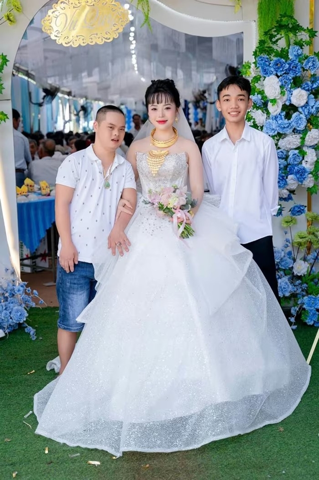 anh-trai-bi-down-4