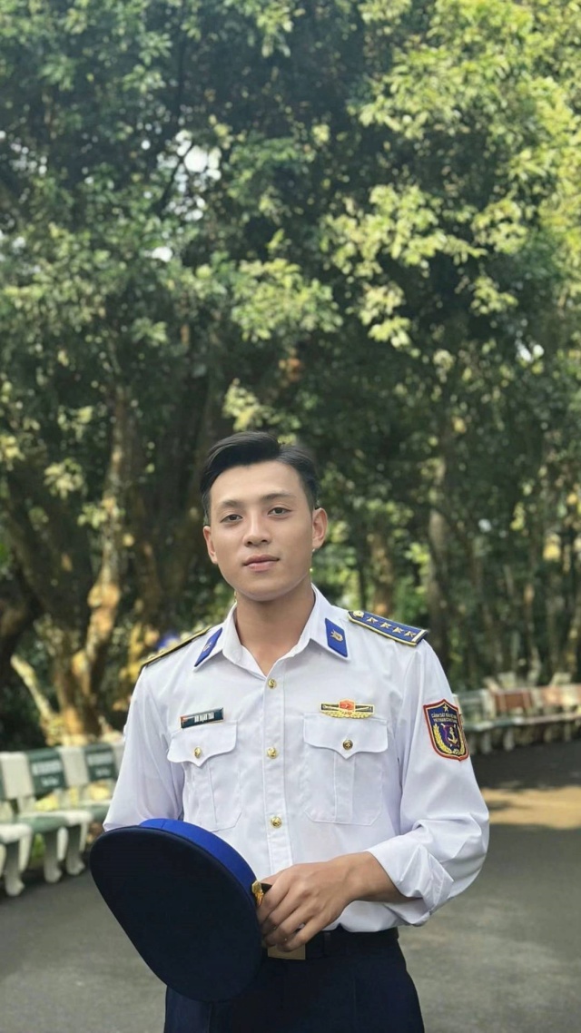 ngo-lam-phuong-va-nguoi-yeu-4 (1)