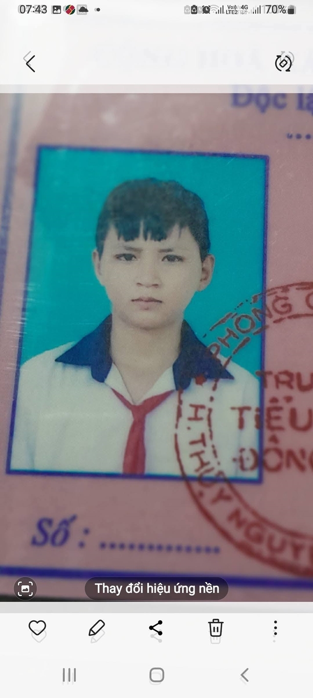 be-trai-12-tuoi-bo-nha-di-2