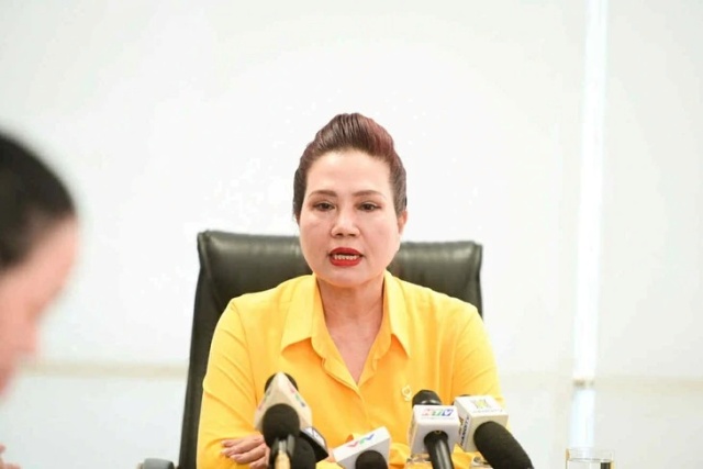 le-thuy-hang-1