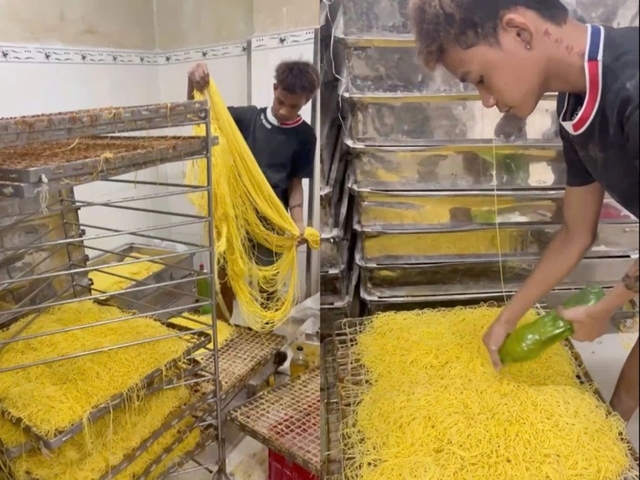 mi-soi-tron-han-the-2