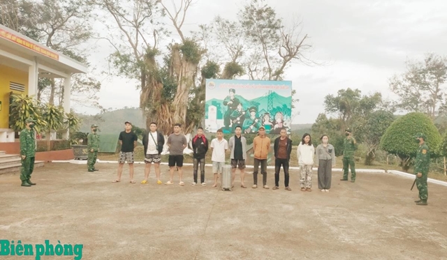 nhap-canh-trai-phep-2